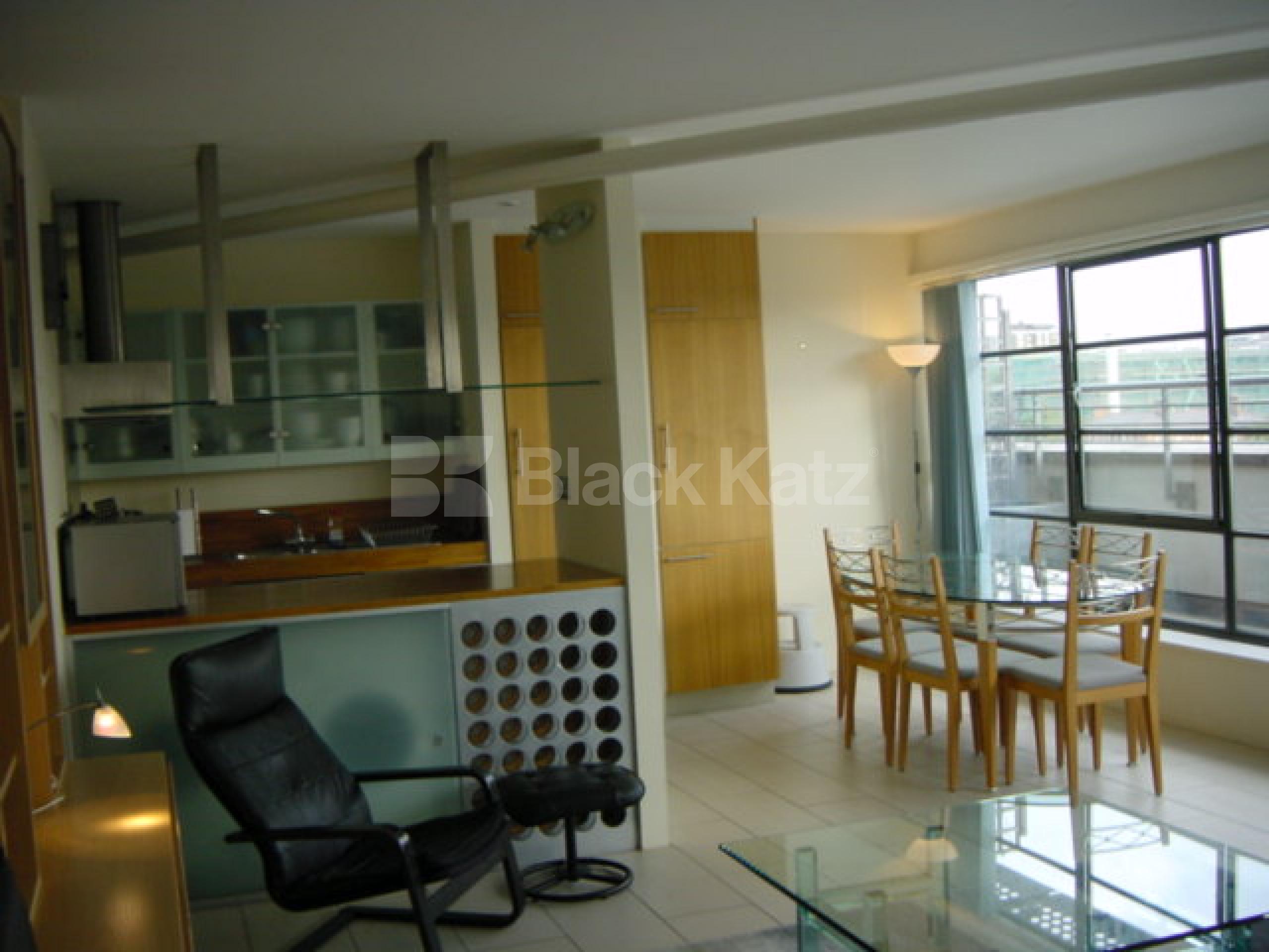 			PENTHOUSE APARTMENT WITH A STUNNING VIEW, 2 Bedroom, 1 bath, 1 reception Penthouse			 Penthouse Ice Wharf , Kings Cross N1